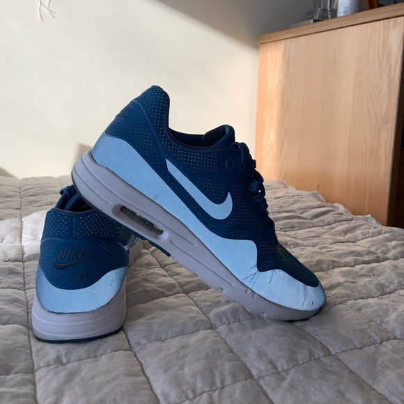 Air Max Thea - Picture 4 of 6